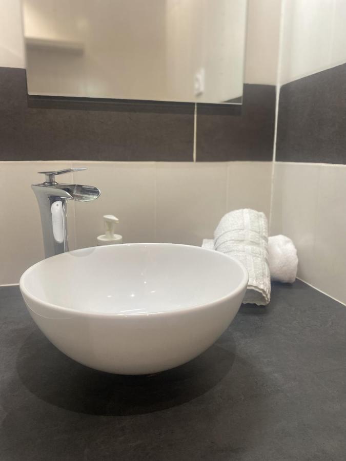 La Cle - Port - Gare - Centre De Toulon Apartment ภายนอก รูปภาพ